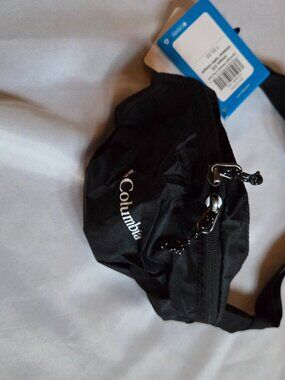 NWT Columbia Lightweight Packable II Hip Pack Black 1.5L